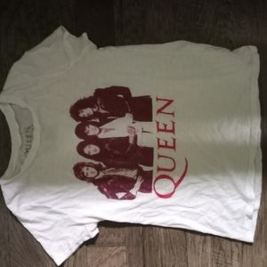 Queen tee shirt
